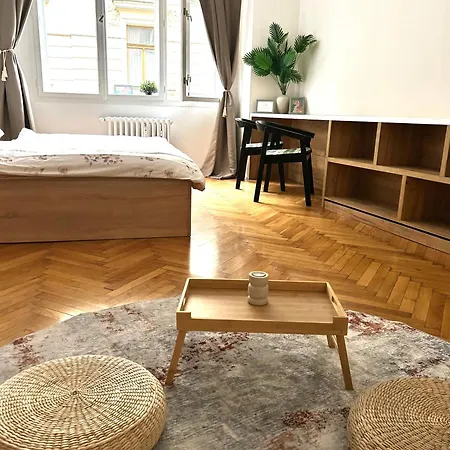 Romantic Old Town Centre *