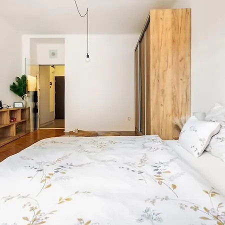 アパート Romantic Old Town Centre